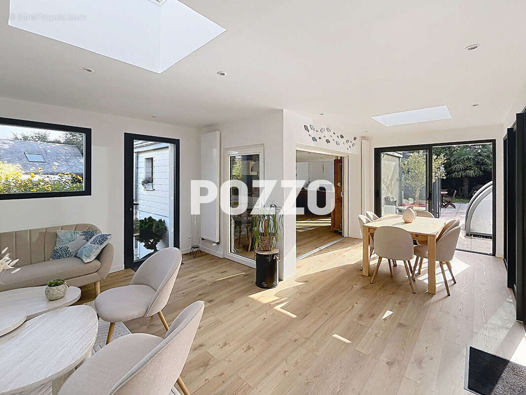 Baisse de prix - Maison proche Canisy -7 pièce(s) 162 m2 - 4 chambres -Piscine et garage double - photo 6