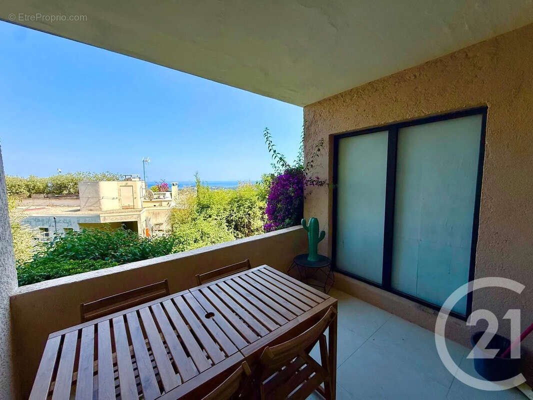 Appartement à VILLEFRANCHE-SUR-MER