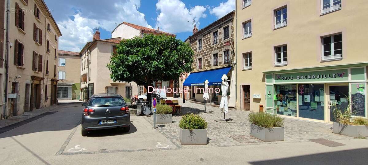Maison 140 m² à Langeac  - photo 2