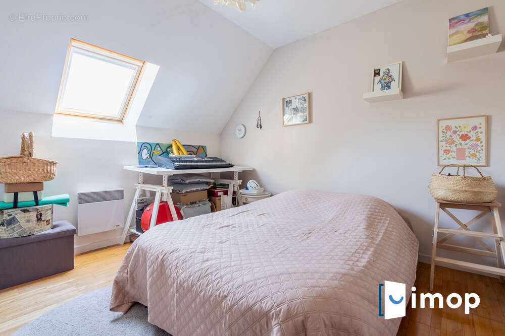 Maison à VILLIERS-SUR-MARNE