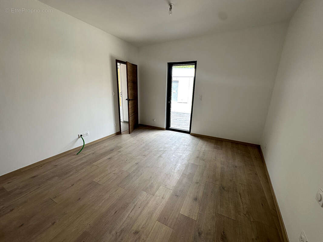 Maison à SAINTE-SAVINE