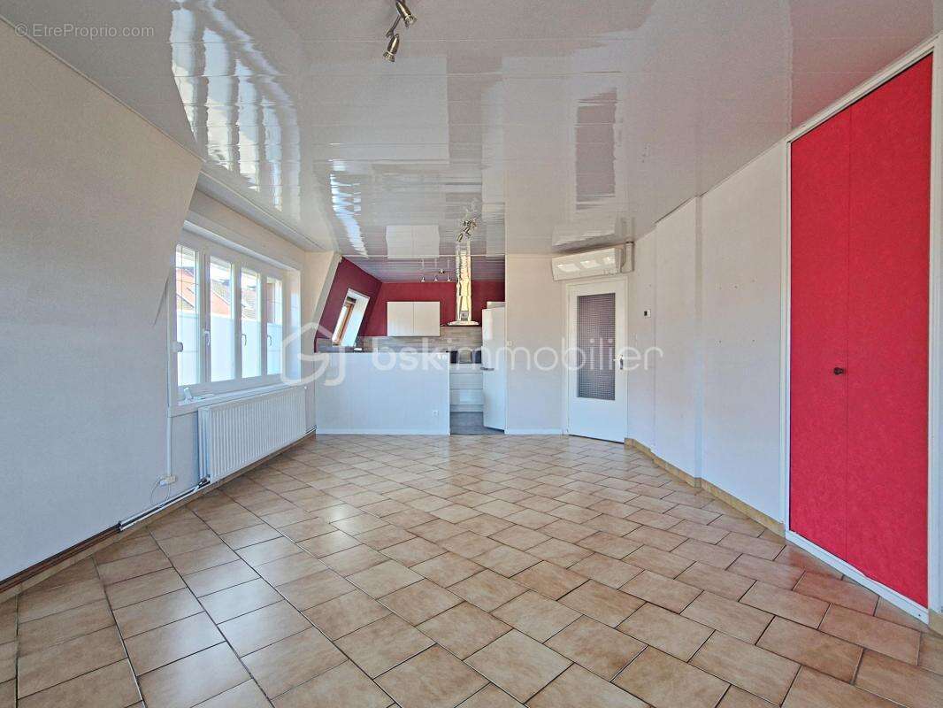 Bien rare à Hazebrouck : appartement avec jardin, garage et ascenseur privé - photo 7