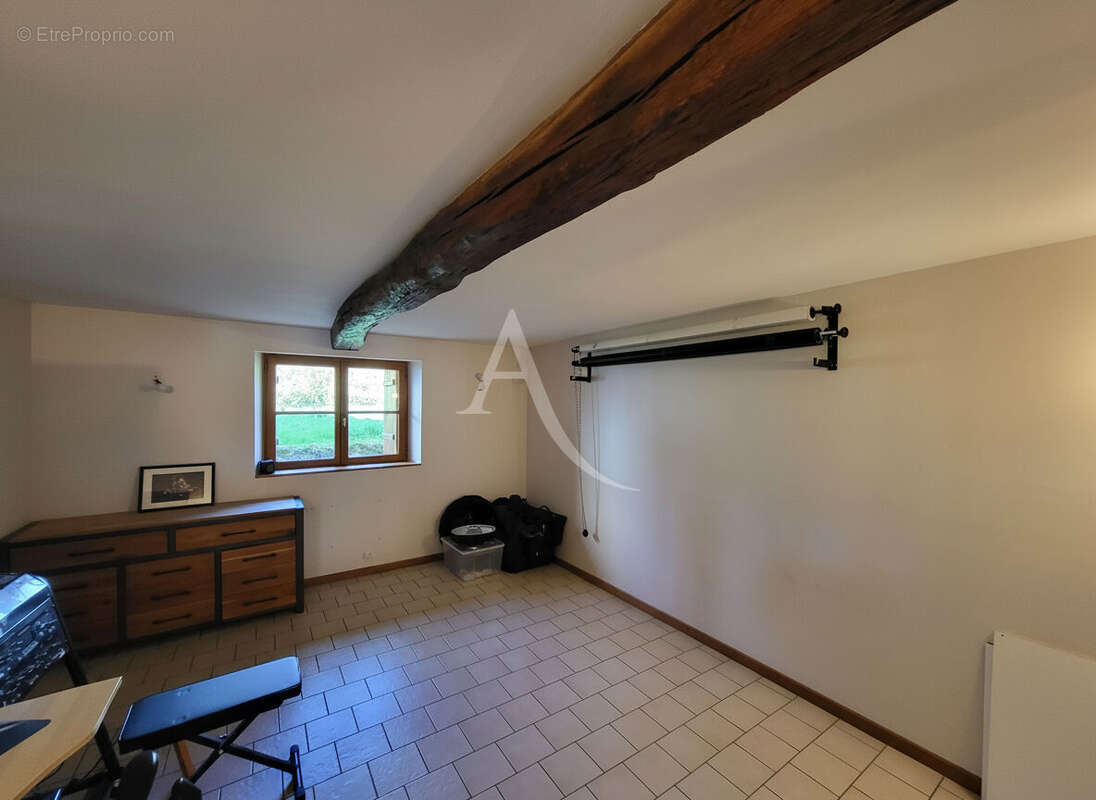 Maison à CHAUMES-EN-BRIE