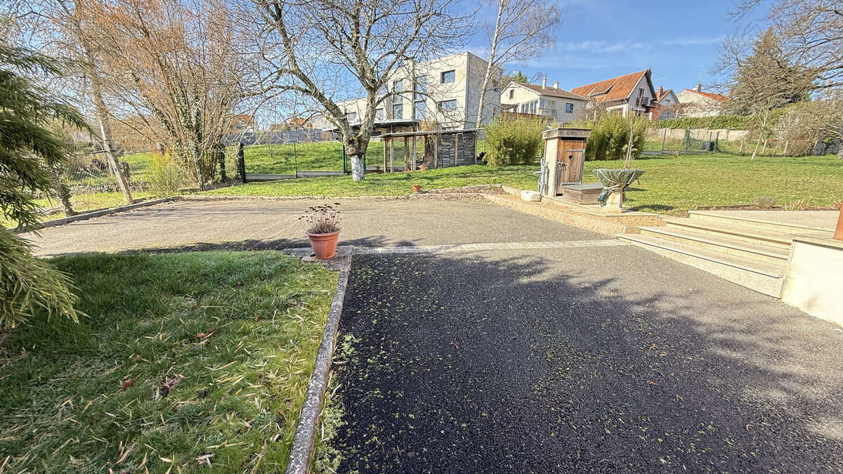 Autre à BELLERIVE-SUR-ALLIER