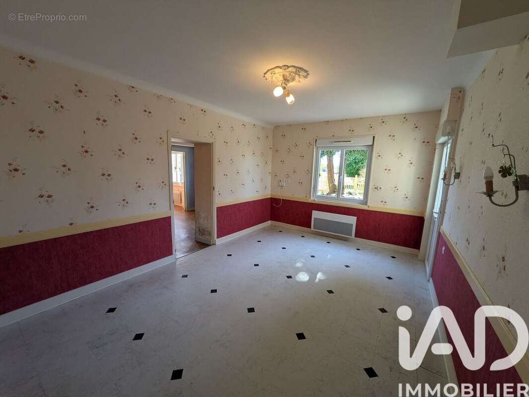 Photo 4 - Maison à NEUILLE