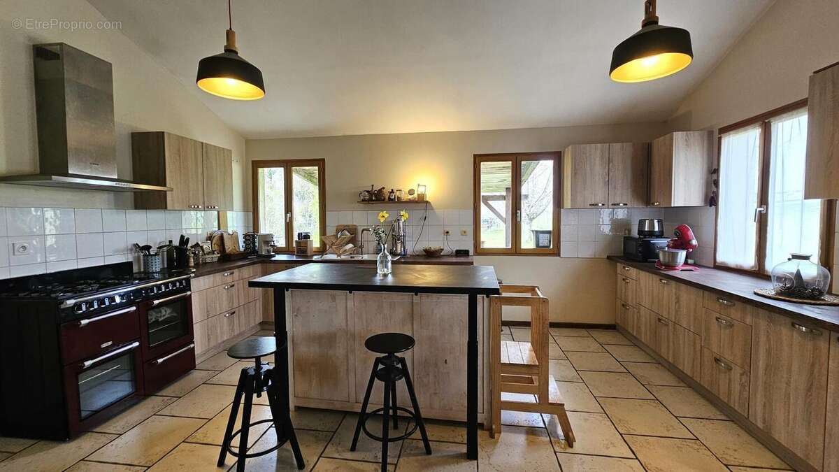 Photo 4 - Maison à BARBEZIEUX-SAINT-HILAIRE