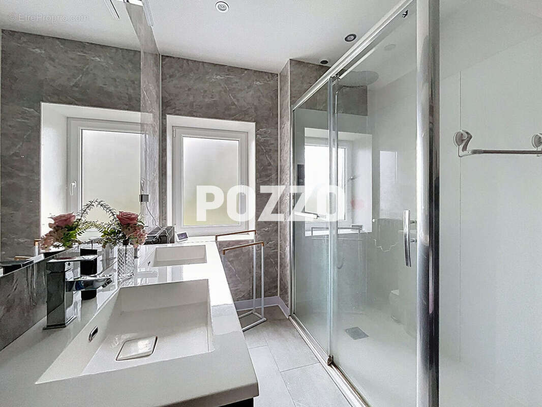 Maison à LE TEILLEUL