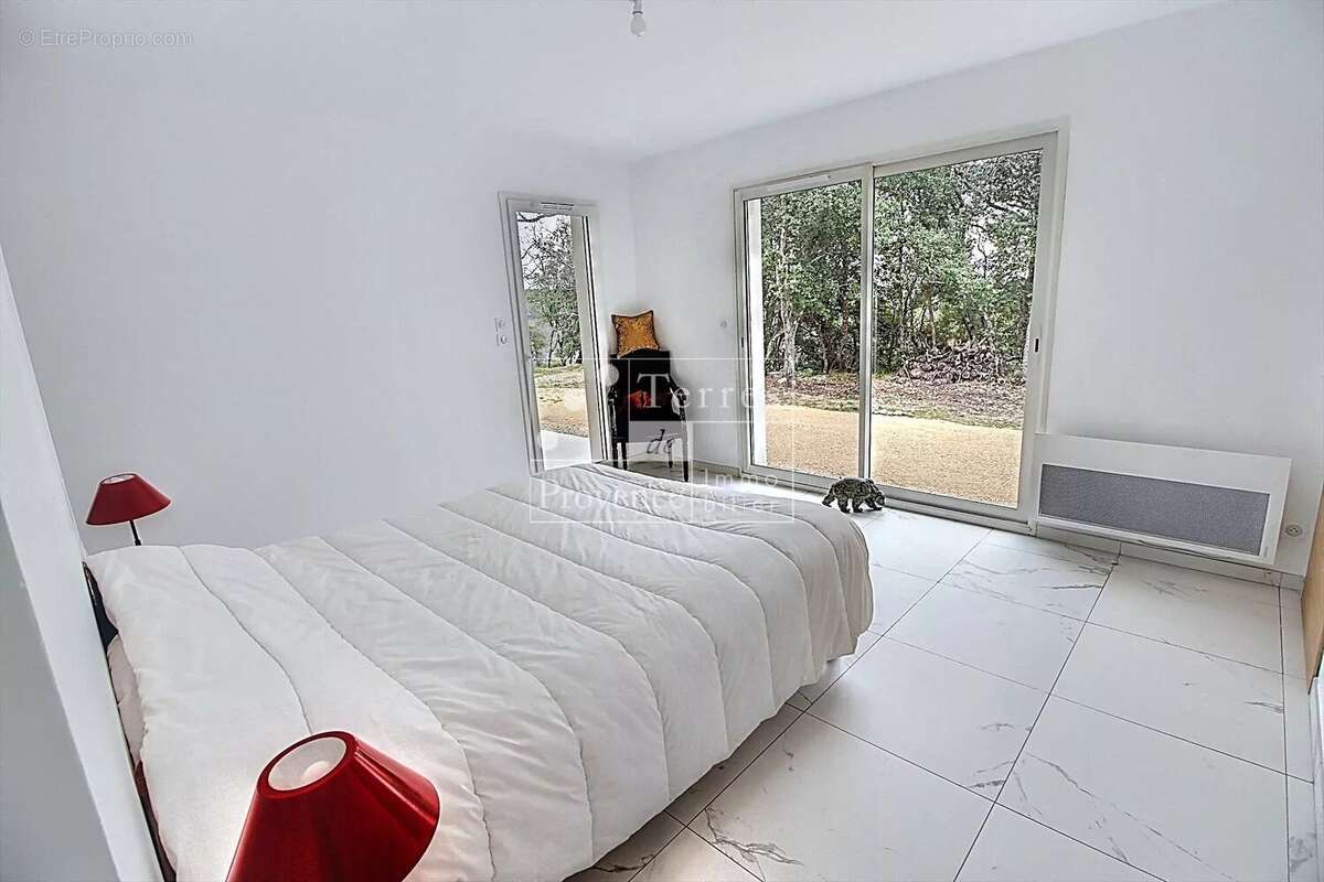 Maison à BAUDINARD-SUR-VERDON