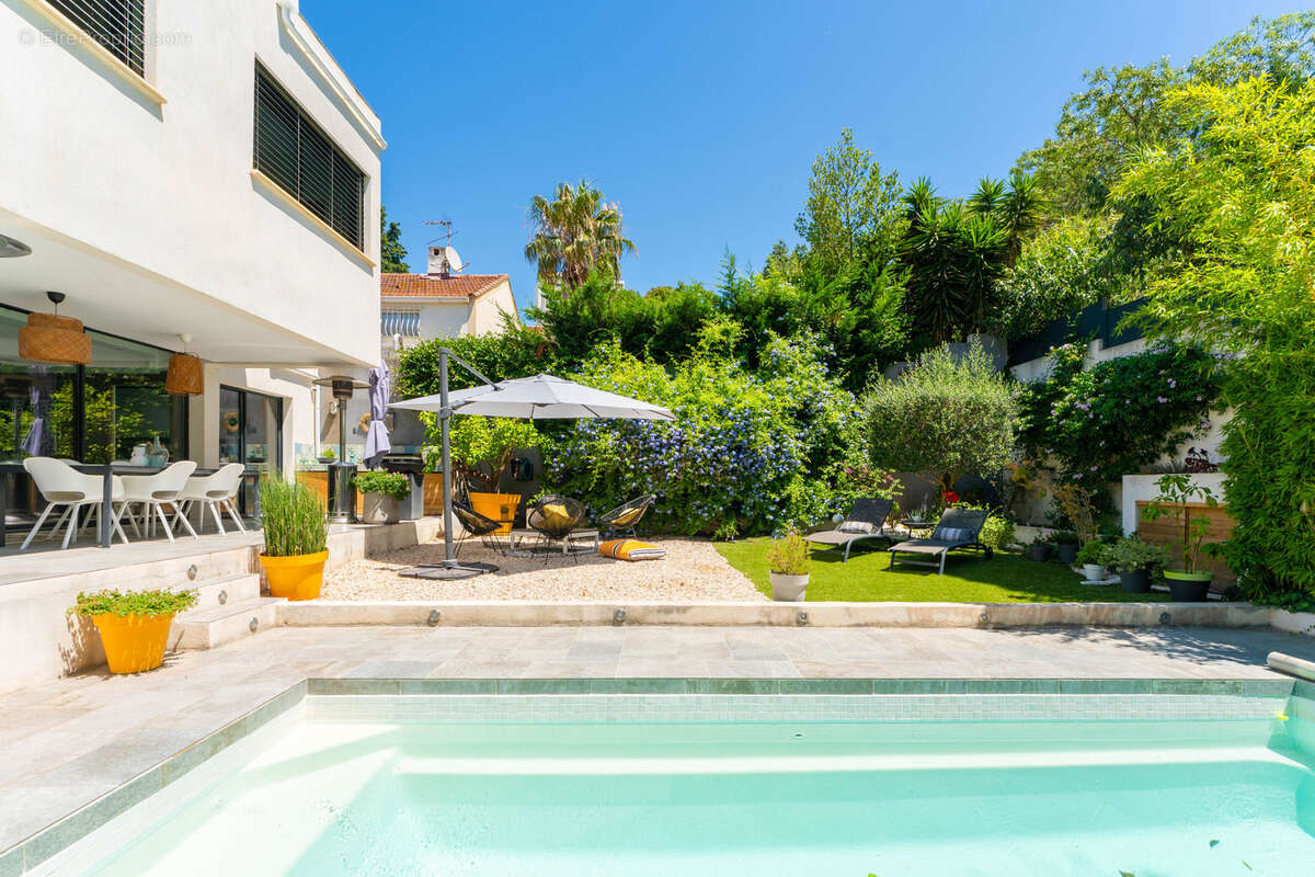 Maison à MARSEILLE-9E