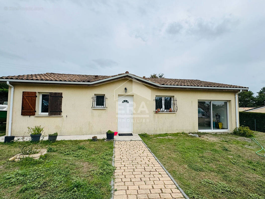 Maison à SAINT-SAVIN