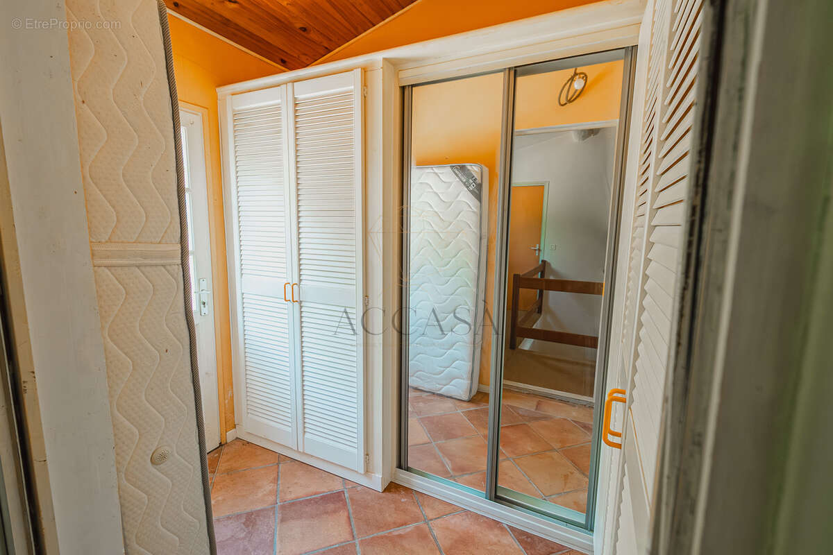 Maison vue mer à Lecci sur terrain de 1100 m2 au calme sans vis-à-vis - photo 25