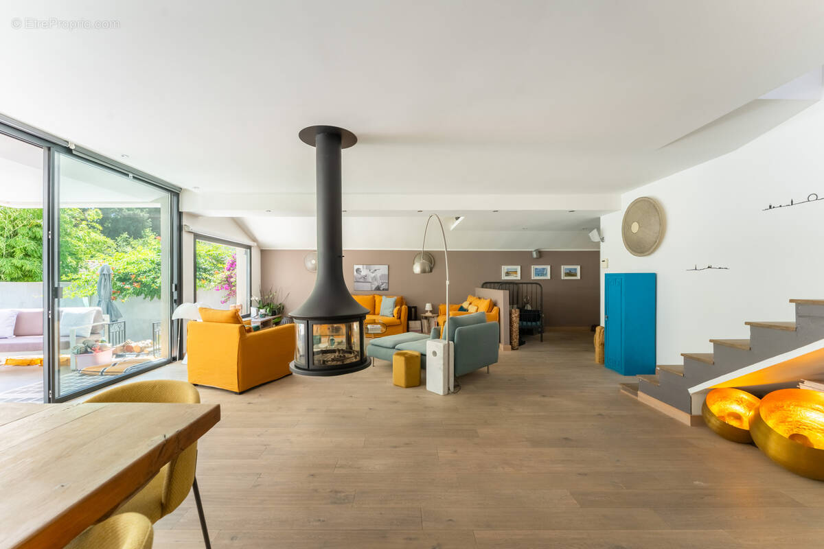 Maison à MARSEILLE-9E