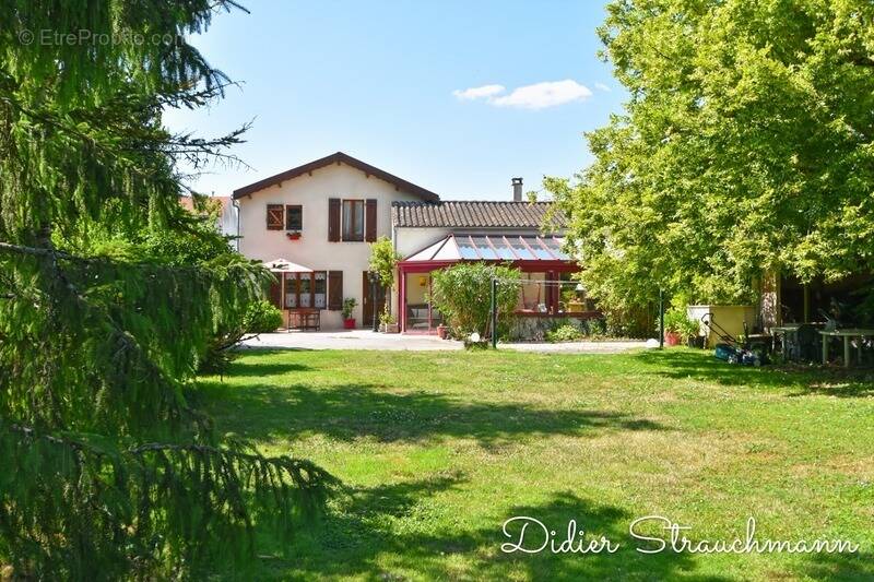 Maison à AIGREFEUILLE-D&#039;AUNIS