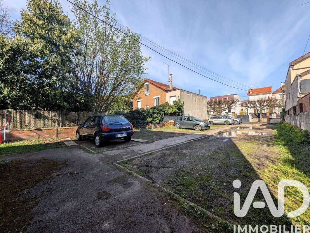 Photo 2 - Maison à NEUILLY-PLAISANCE