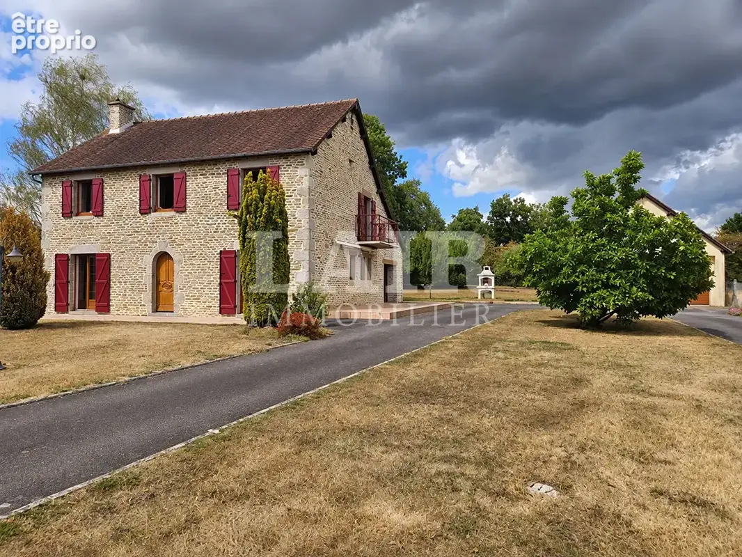 Maison à SAINT-PIERRE-DES-NIDS