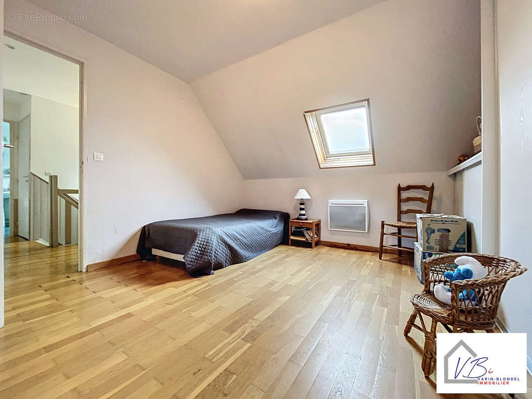 Maison à SAINT-MAURICE-D&#039;ETELAN