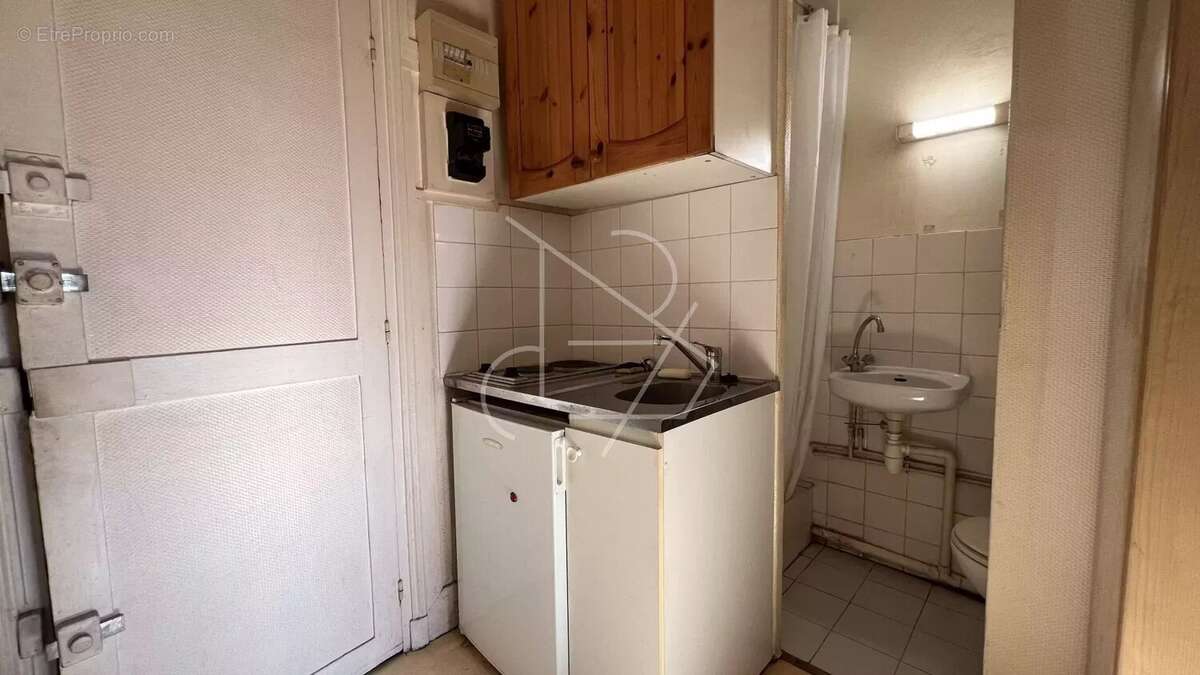 Appartement à PARIS-8E