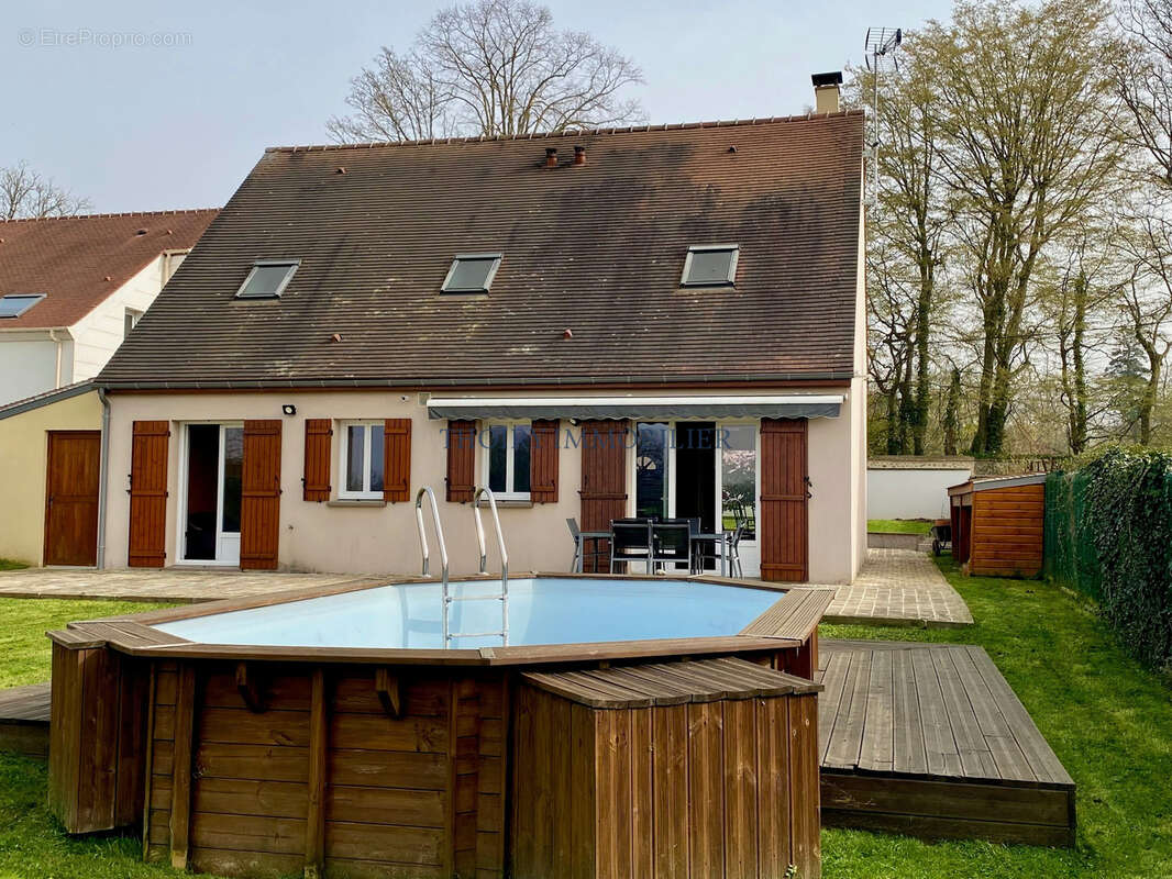 Maison à SAINT-MARTIN-DES-CHAMPS