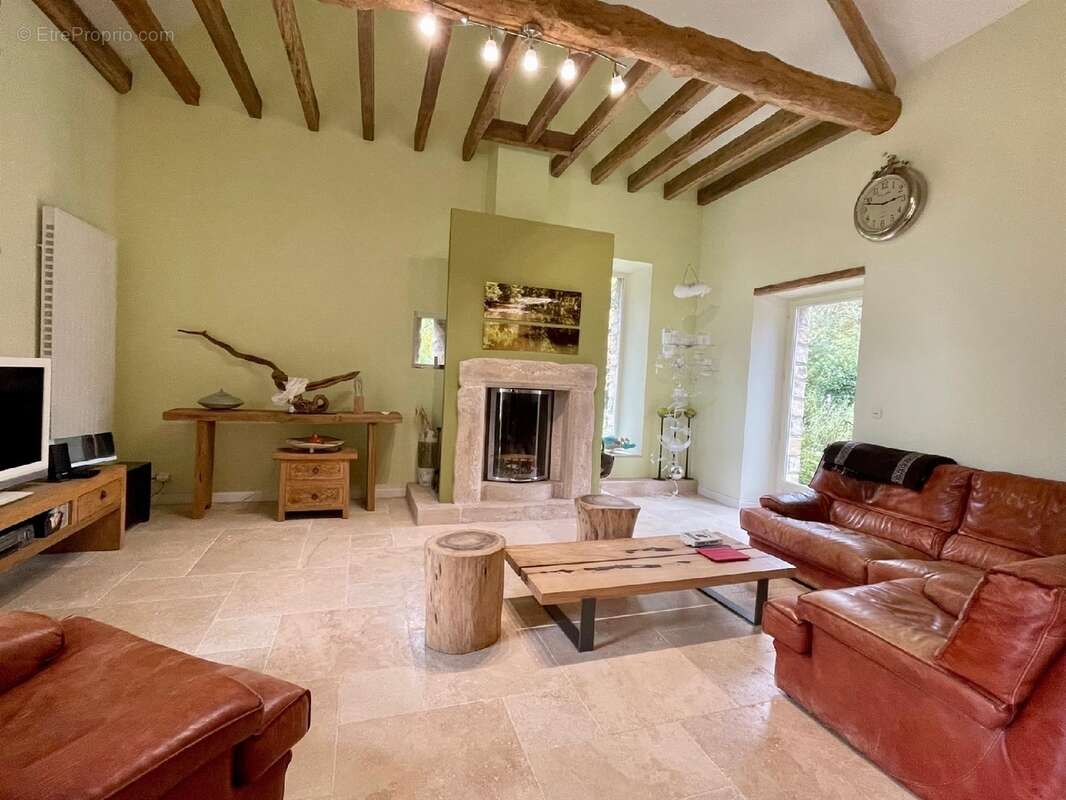 Maison à MILLY-LA-FORET