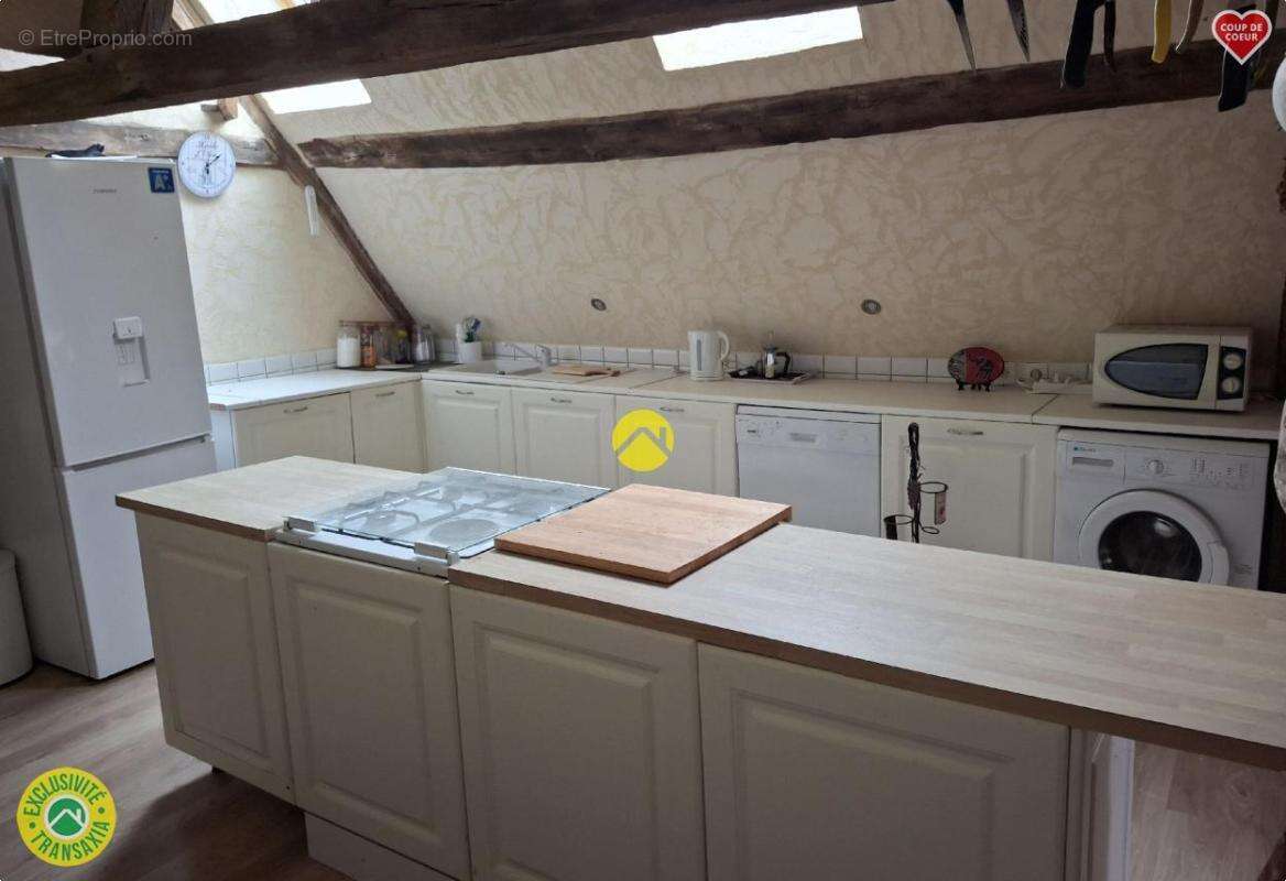 Studio au dernier étage - photo 12