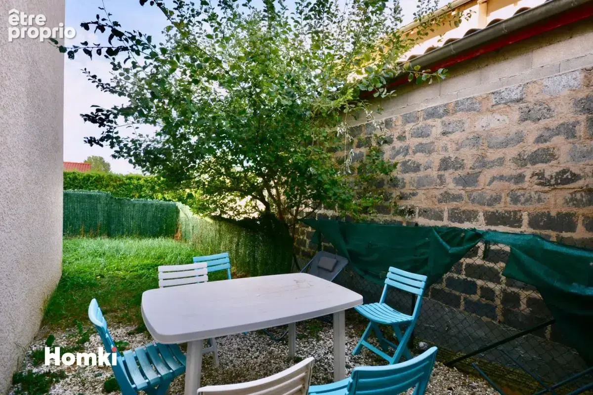 Maison/Villa T4 de 80 m² à Anse 69480 - photo 3