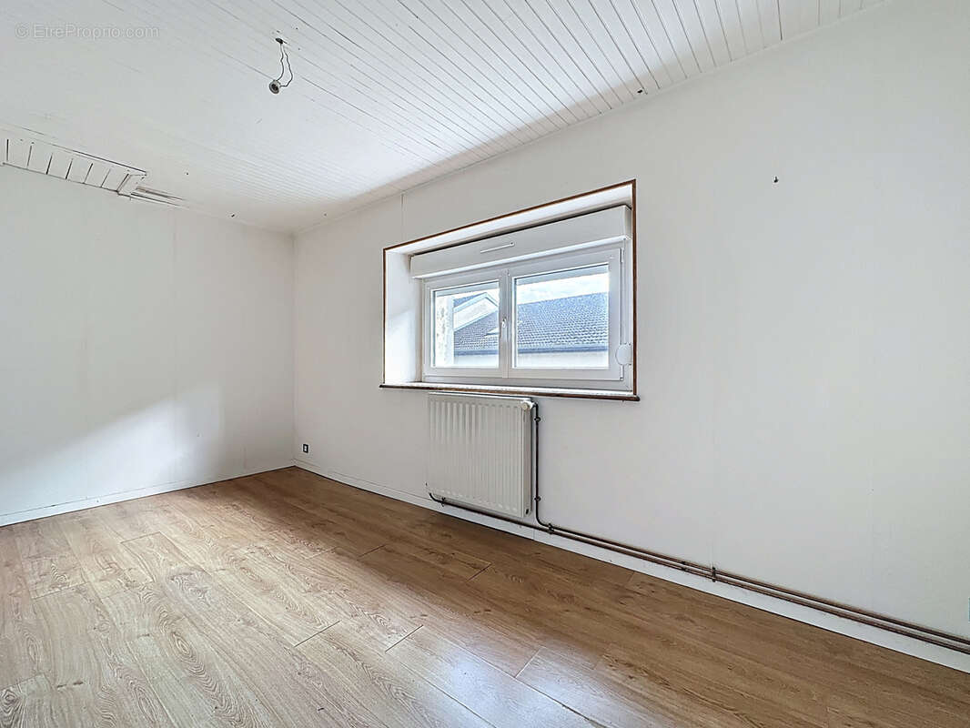 Maison à REMONCOURT