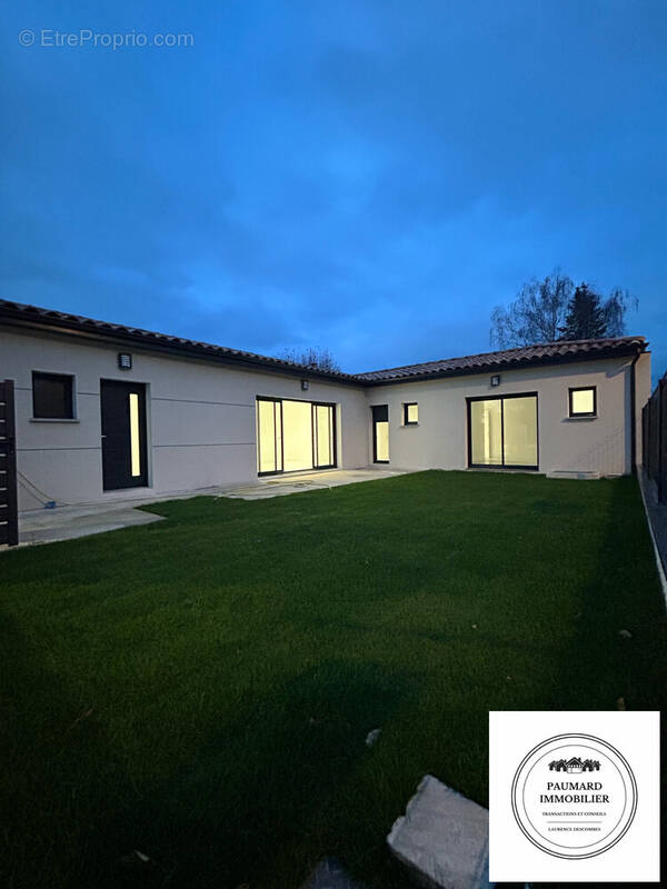 Maison à BOURG-DE-PEAGE