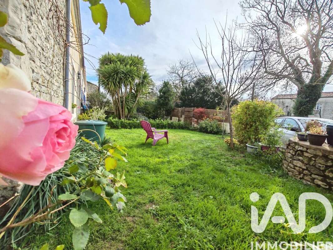 Photo 2 - Maison à BREUIL-LA-REORTE