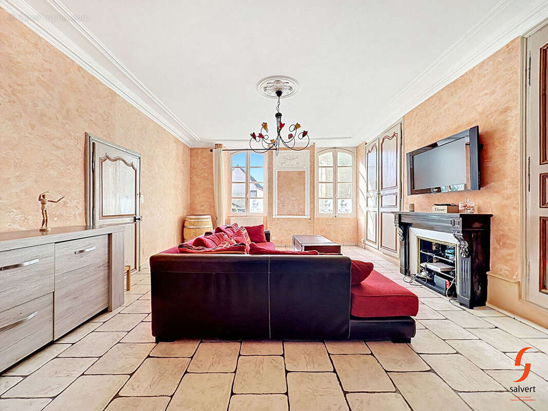 A Vendre, Maison 4 chambres et un bureau. - photo 4