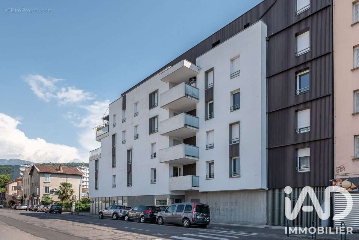 Photo 9 - Appartement à SAINT-MARTIN-D'HERES