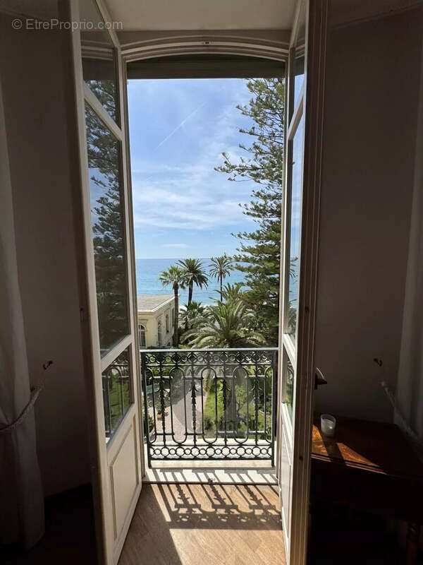 Appartement à MENTON