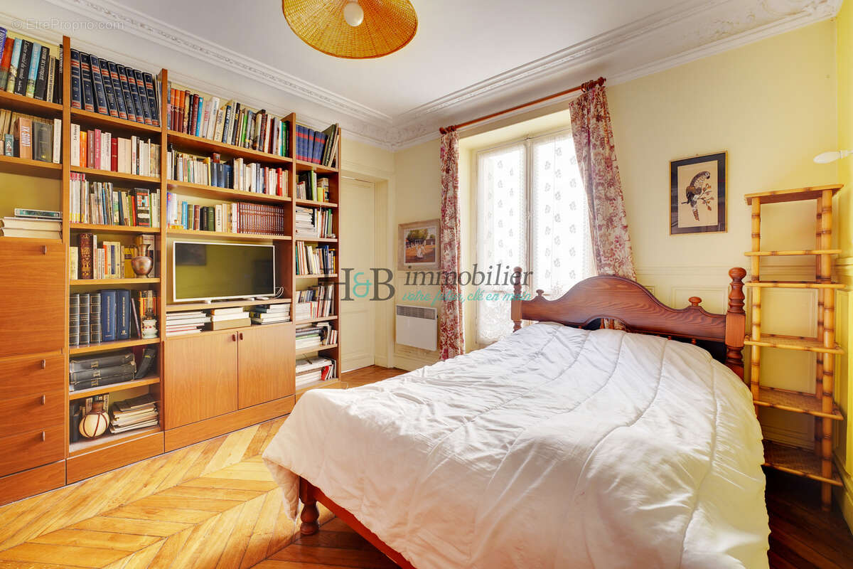Appartement à PARIS-10E
