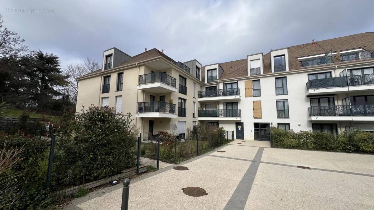 Appartement à PLAISIR
