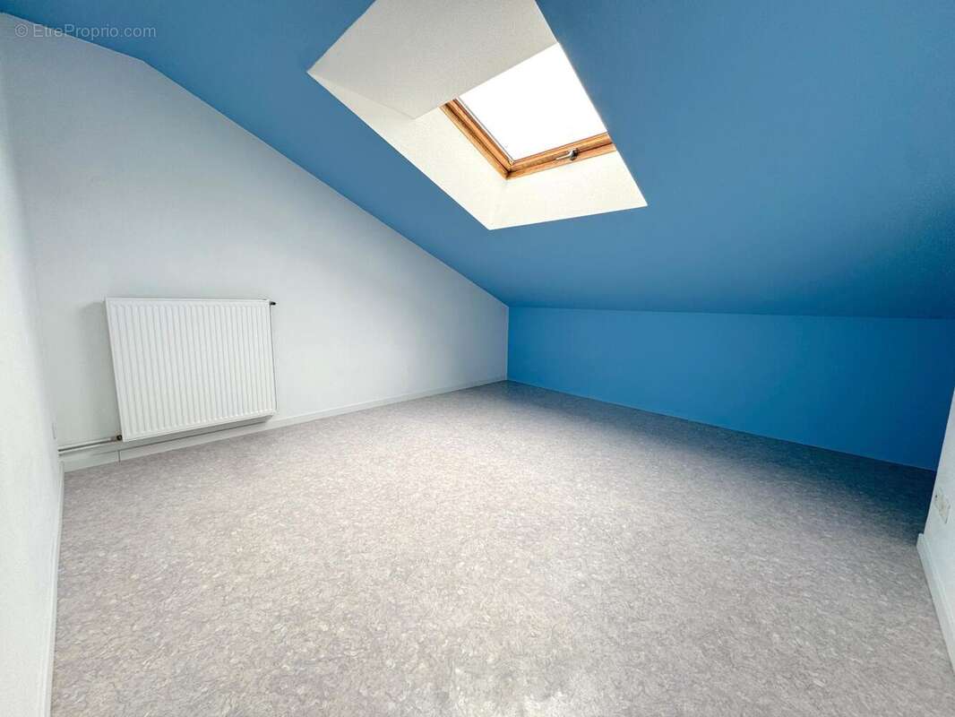 Appartement 73 m² à Cuiseaux  - photo 4