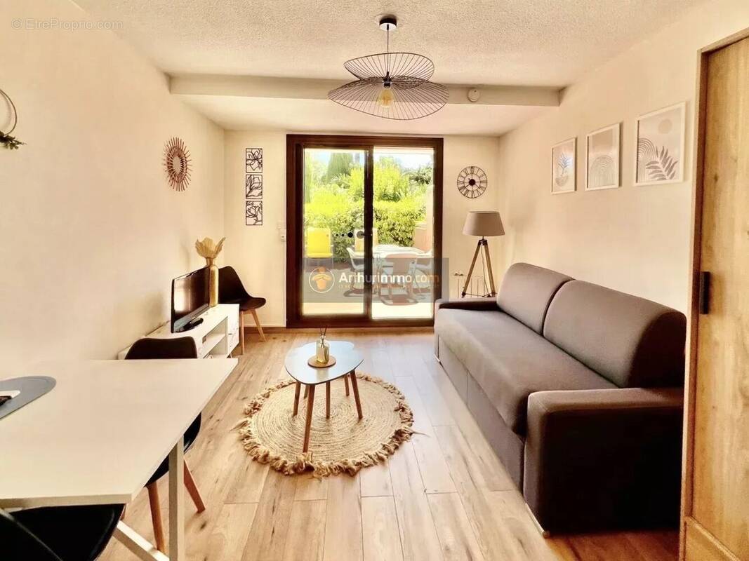 Appartement à FREJUS