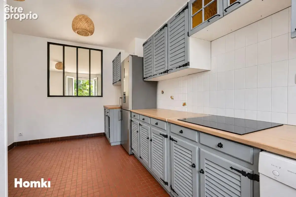 Maison/Villa T5 de 100 m² à Oullins-Pierre-Bénite 69310 - photo 5