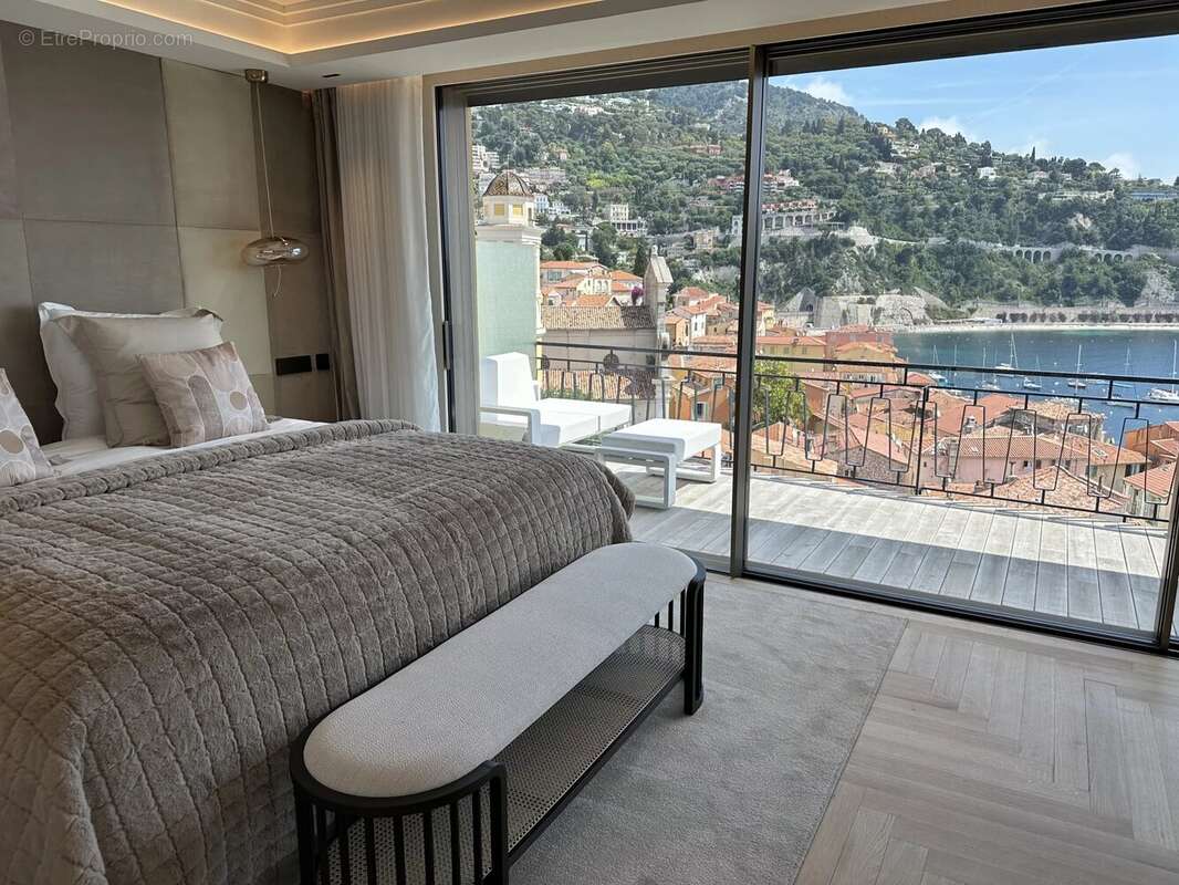 Appartement à VILLEFRANCHE-SUR-MER