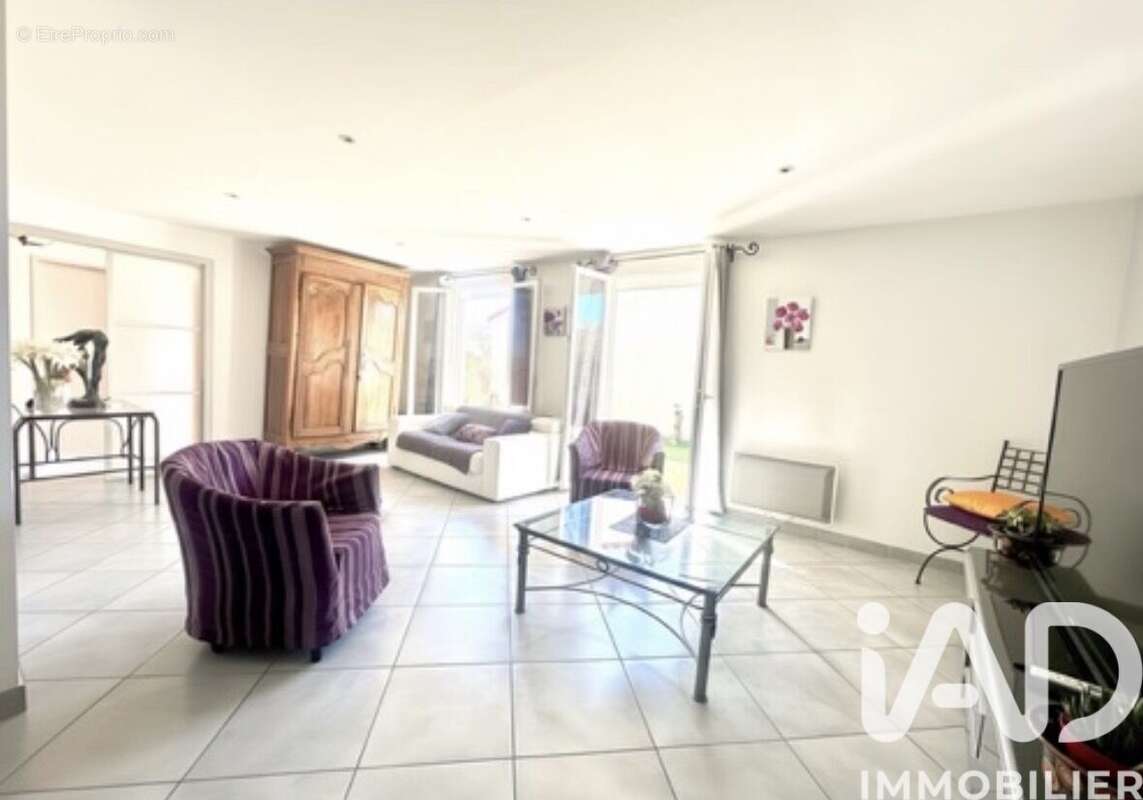 Photo 5 - Maison à LE PONTET