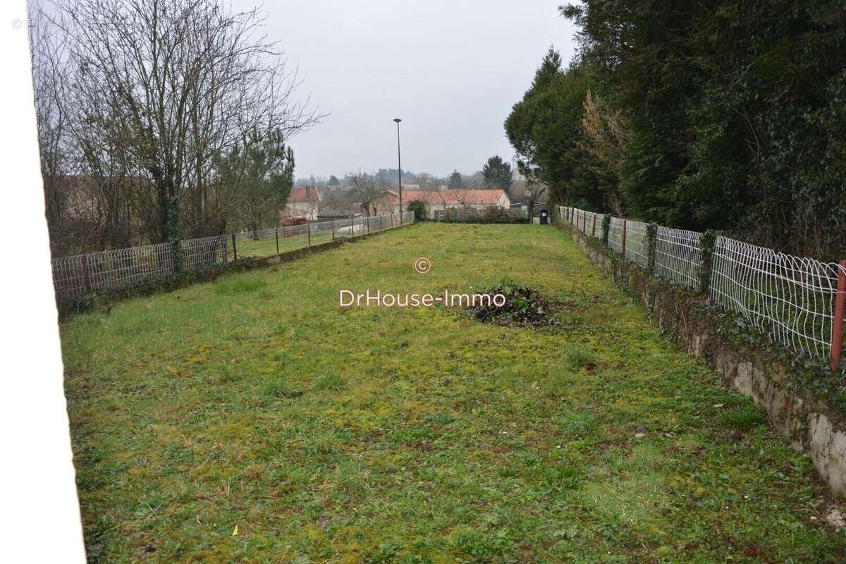 Maison à FLAVIGNAC