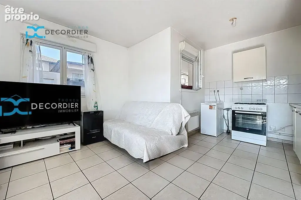 T3 lumineux de 61,35m² – proche centre-ville & gare – cave - 2 parkings couverts ! - photo 6