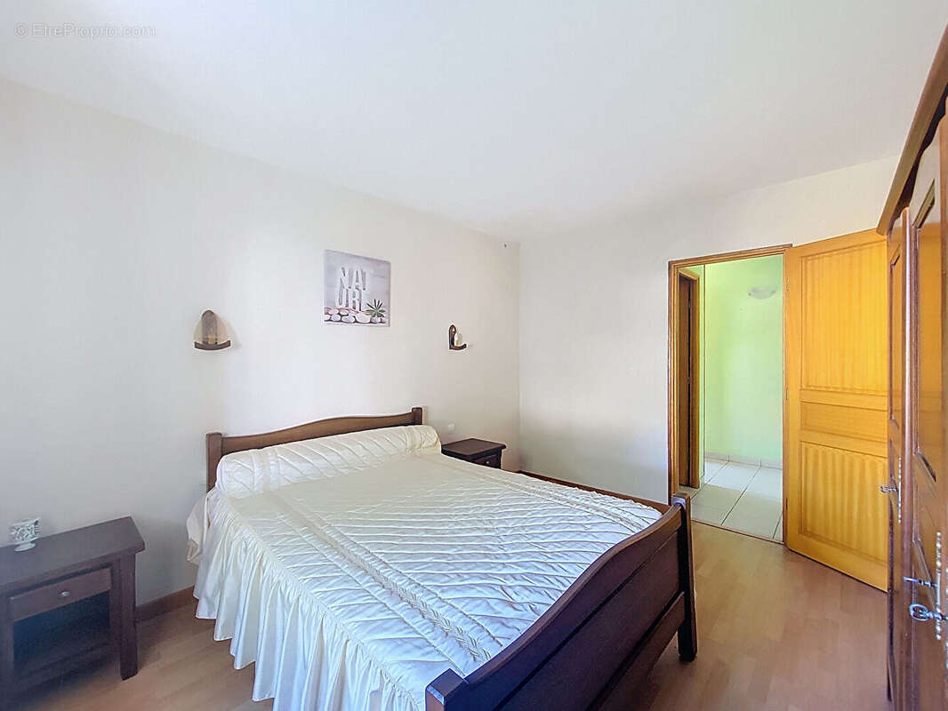 Maison à BLANQUEFORT