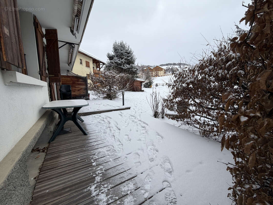 Appartement à ALBIEZ-MONTROND