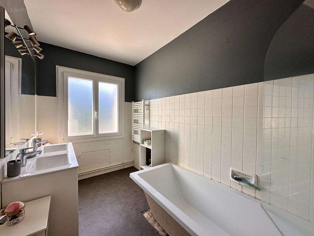 Maison à BON-ENCONTRE