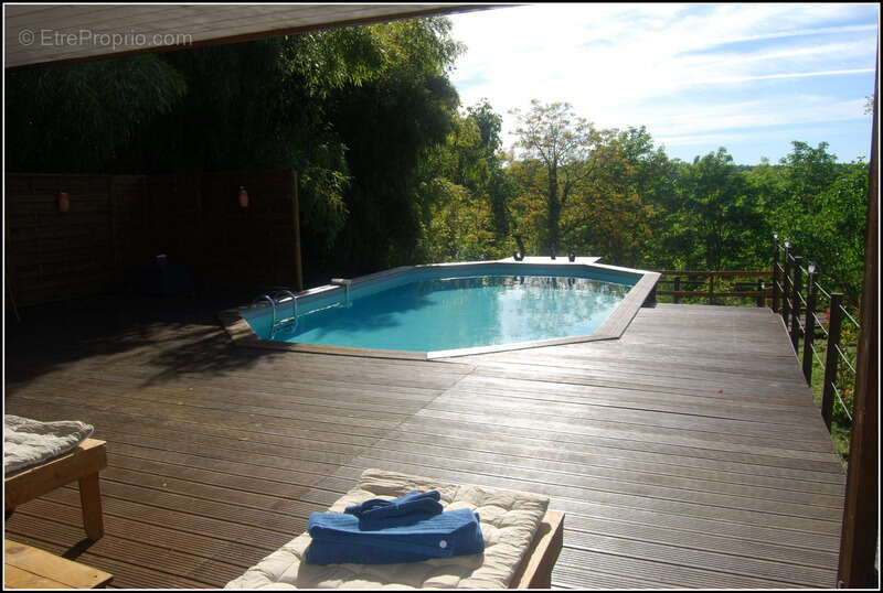 Maison à MONCRABEAU