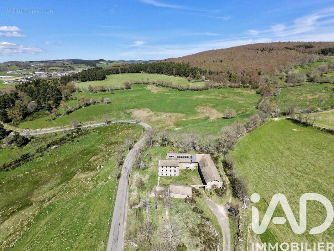 Photo 1 - Maison à RIEUTORT-DE-RANDON