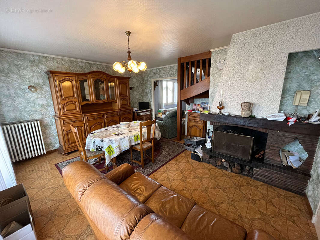 Maison à VILLEMANDEUR