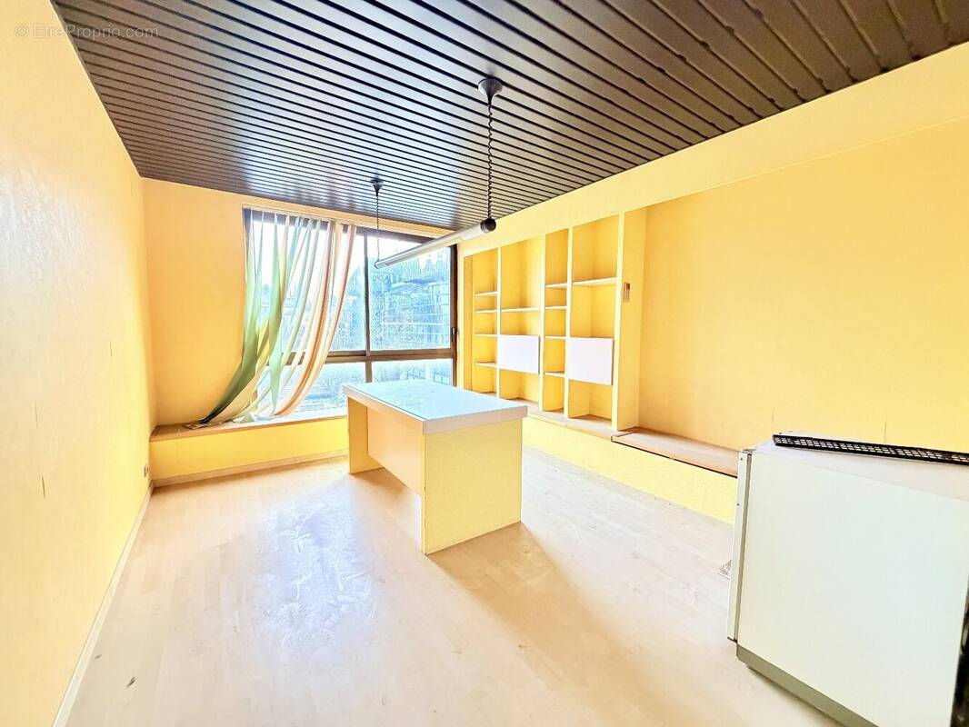 Commerce à MONTBELIARD