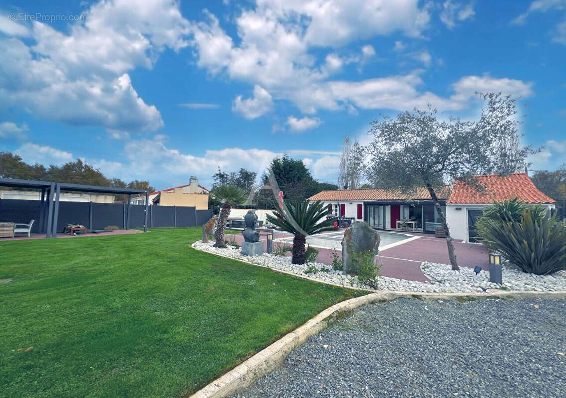 Maison à SAINT-GERVAIS