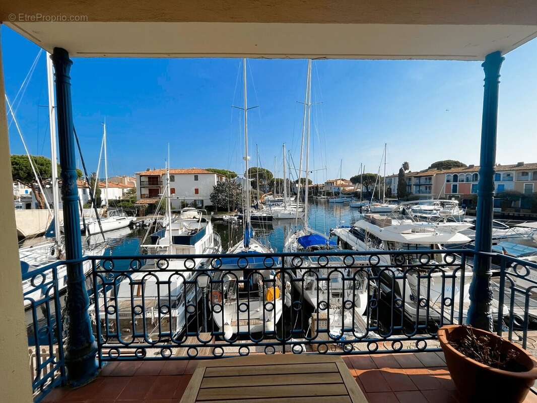 Appartement à GRIMAUD