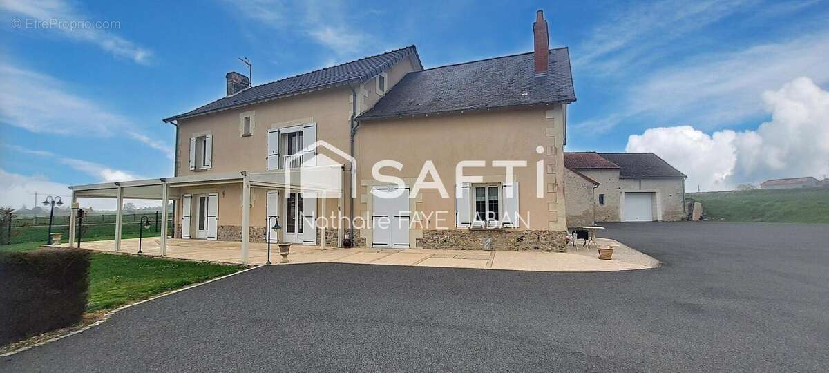 Photo 2 - Maison à SAINT-SAUVEUR